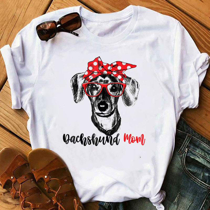 Dachshund Mom Shirt - Cute and Comfortable Tee for Proud Dog Moms