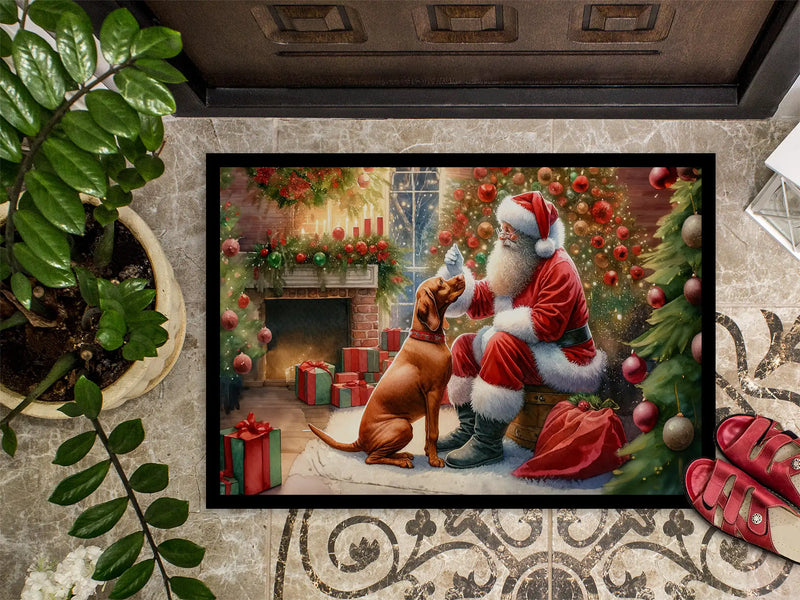 Christmas Doormat with Vizsla Dog & Santa Claus – Holiday Door Mat for Indoor or Outdoor Use